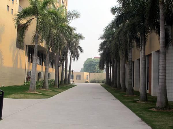 石家庄铁路学校怎么样